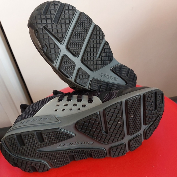 Sketchers Kinectors air-cool memory foam sneakers EUC - Picture 6 of 6